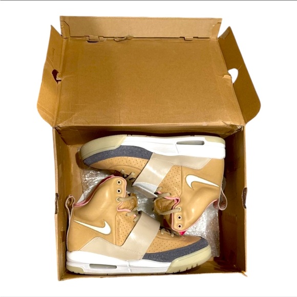 tan yeezy 1s